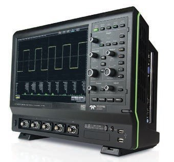 Obr. 1 12bitový osciloskop Teledyne LeCroy řady HDO